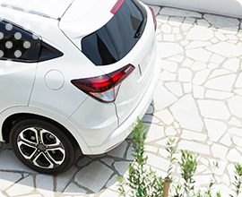 駐車場完備・通院しやすい環境・訪問診療