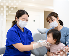女性ドクター在籍、赤ちゃん歯科